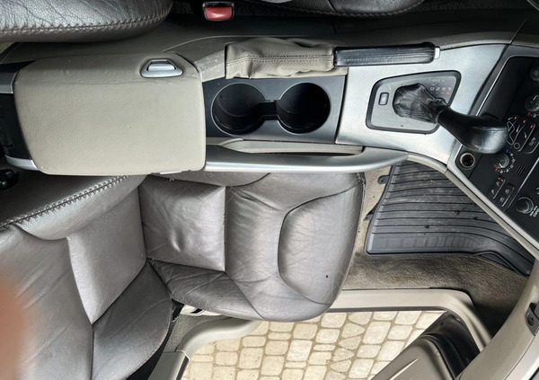 Volvo XC 70 cena 19900 przebieg: 250000, rok produkcji 2004 z Bogatynia małe 232